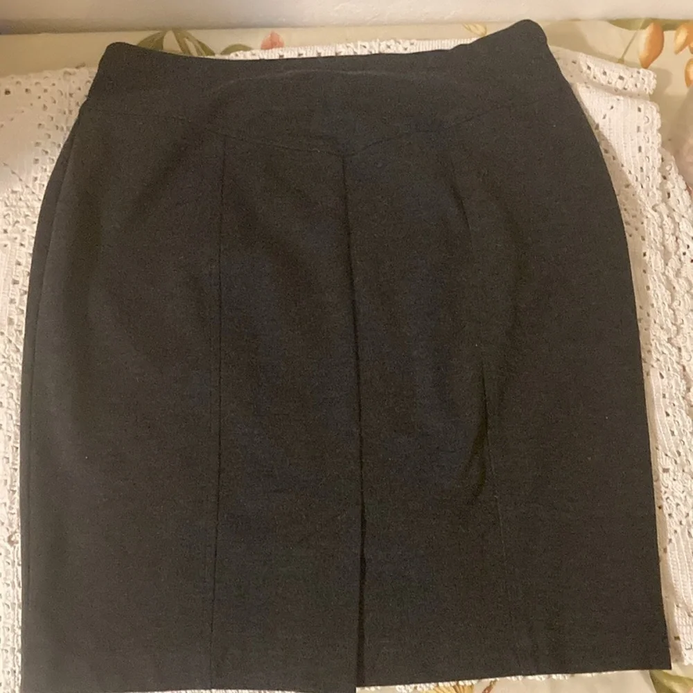 🌈 Ellen Tracy stretchy pencil skirt M